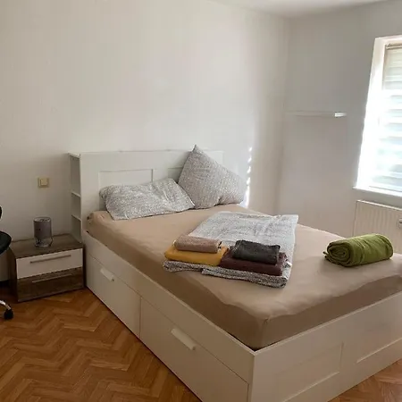 Appartement Lea West *